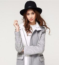 掘金时尚蓝海 品牌折扣女装加盟与批发的成功之道